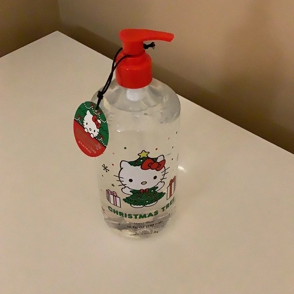 Hello Kitty Christmas Tree Scented 25oz. Hand Soap. New With Tags.